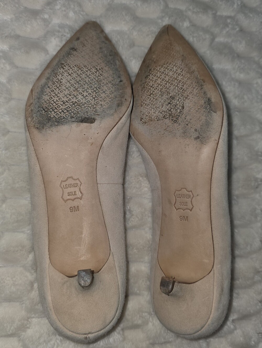 TORY BURCH Nude Elizabeth Suede Leather Pointed Toe Kitten Heel Pumps - Picture 12 of 13